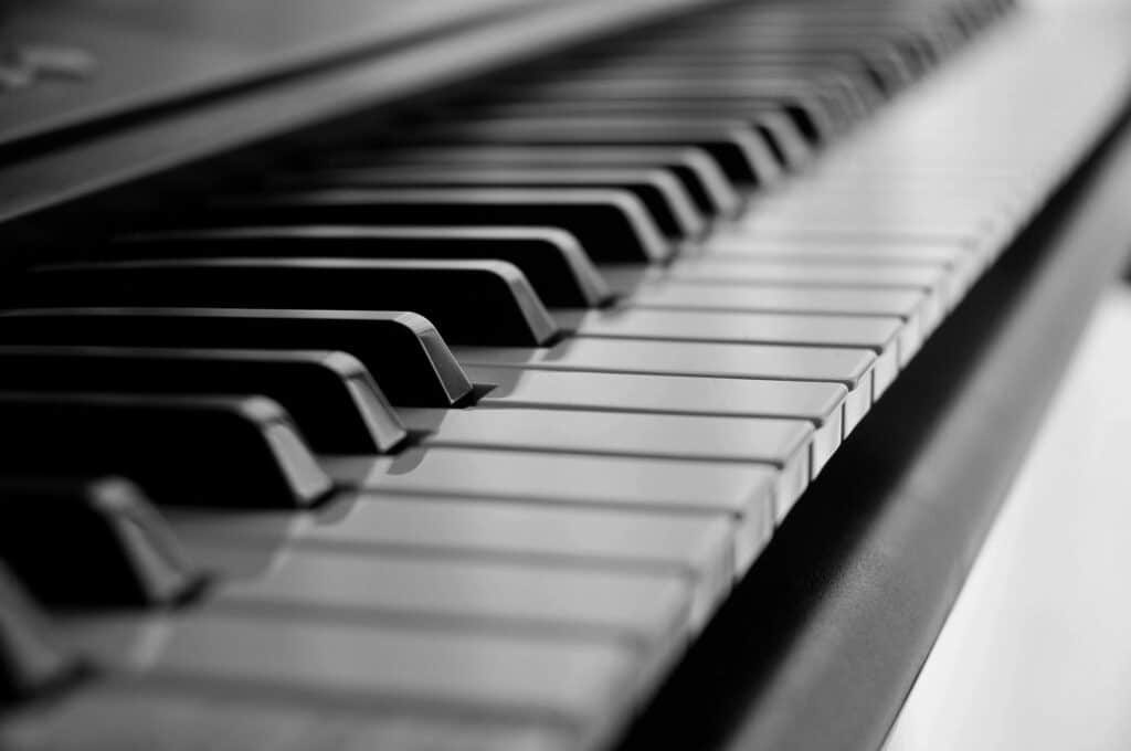 How to Find Chords By Ear in 3 Steps (Even If You’ve Never Had a Theory Class)
